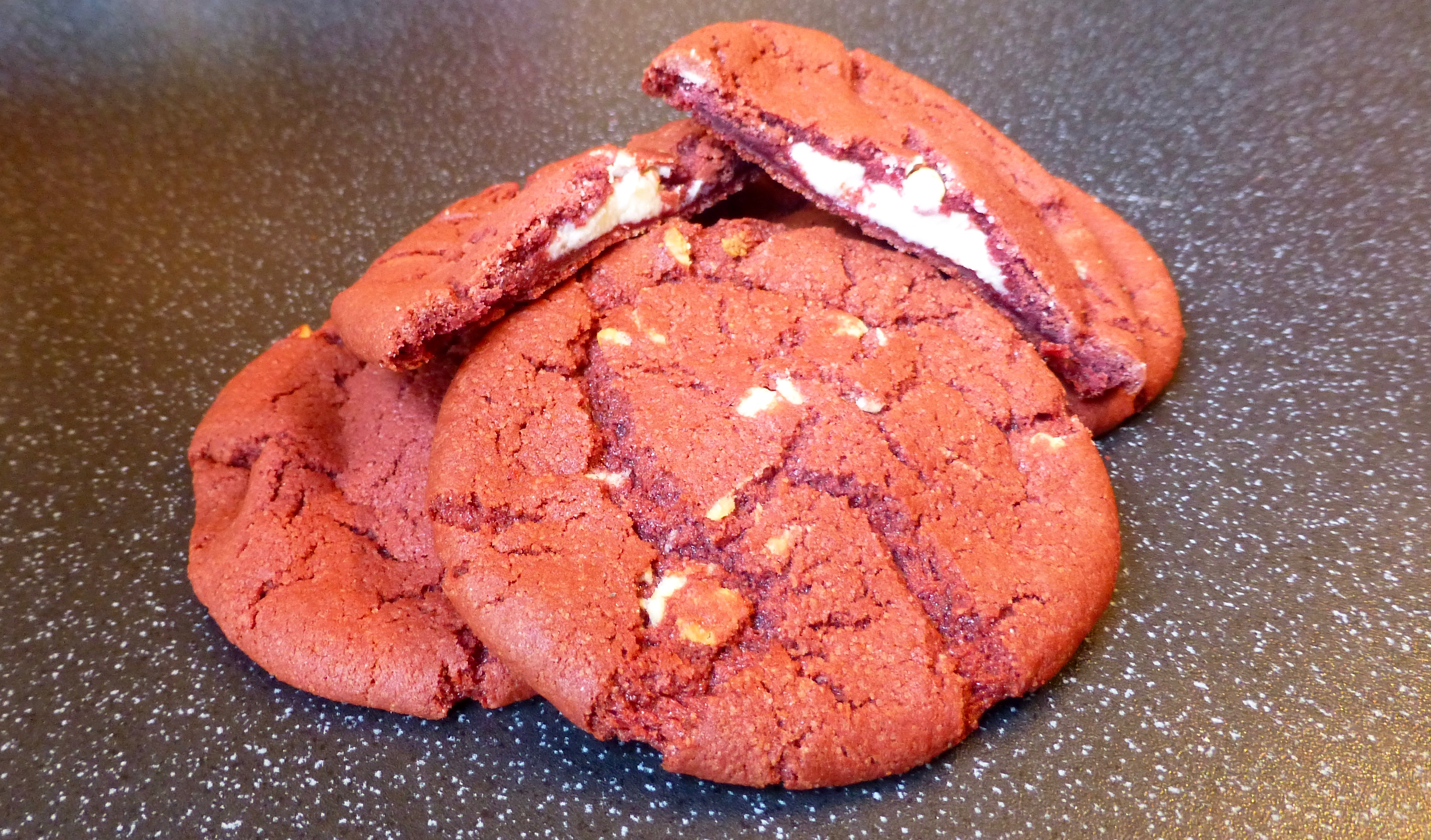 Tesco Red Velvet Cookies 