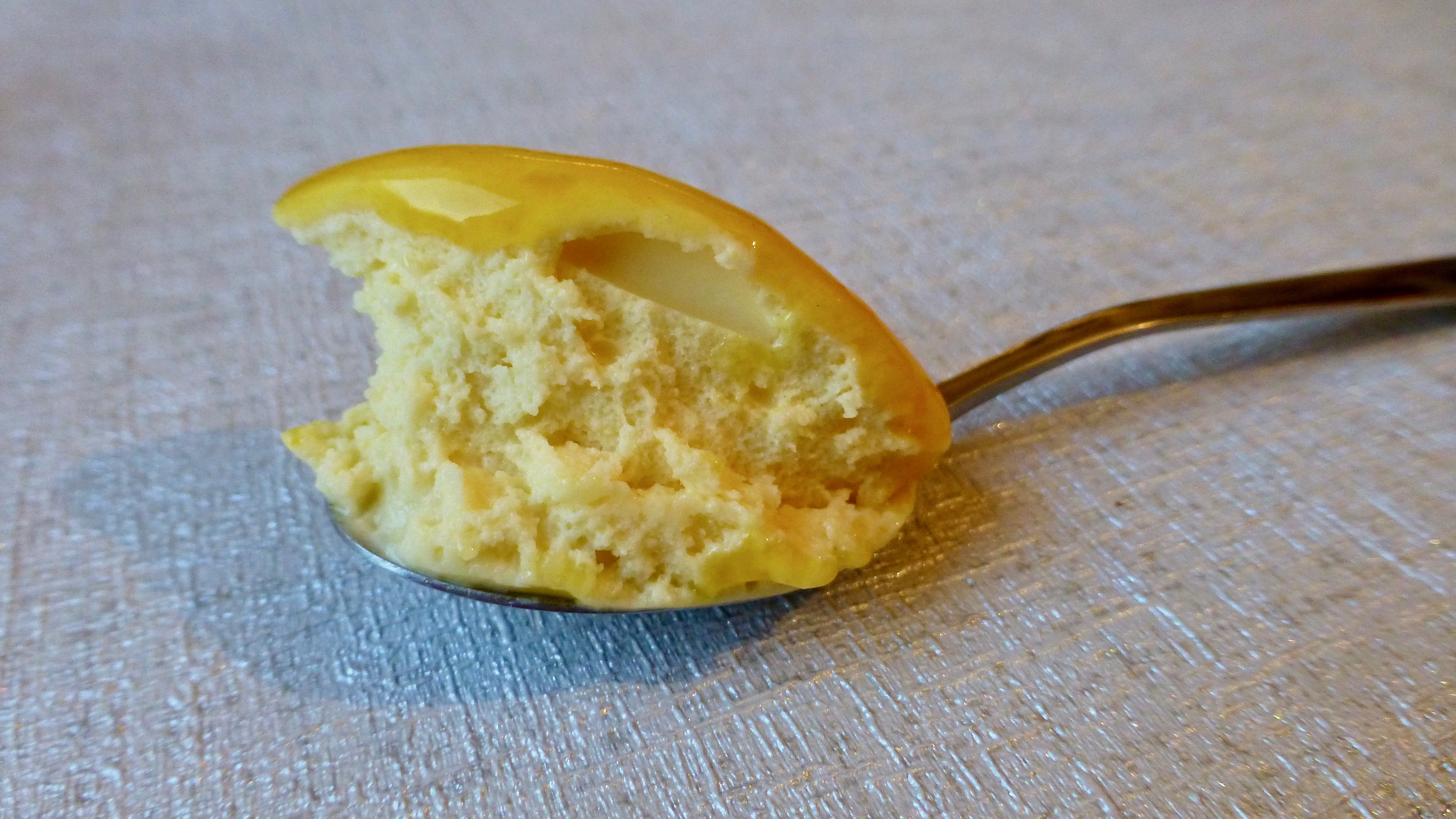 Gu Mousse Fusions Mango and Passionfruit